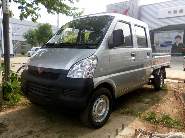 五菱之光小卡最新款，微型卡車的創(chuàng)新典范