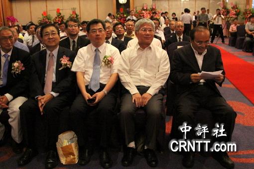 楊秋興展現(xiàn)持續(xù)進(jìn)取的精神風(fēng)貌，最新消息一覽